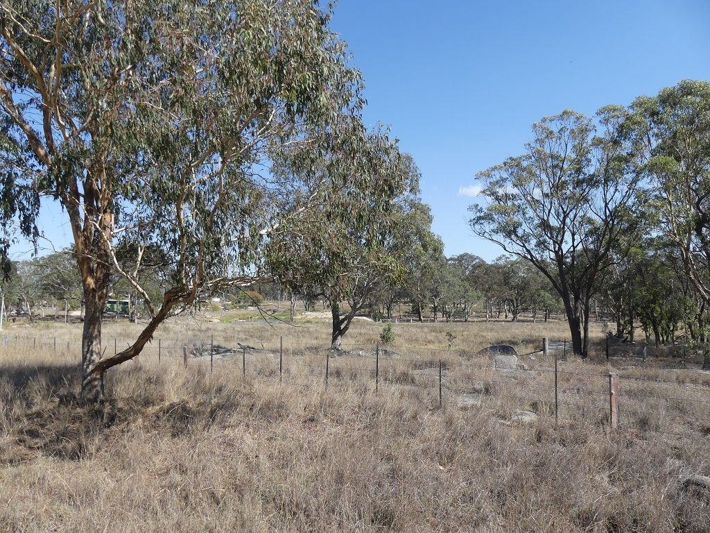 127 Summit Rd, Maryland NSW 4377, Image 2