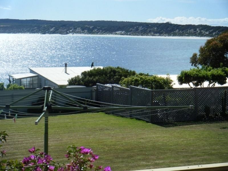 Lot 71 , 14 Hawthorn Ave, EMU BAY SA 5223, Image 0