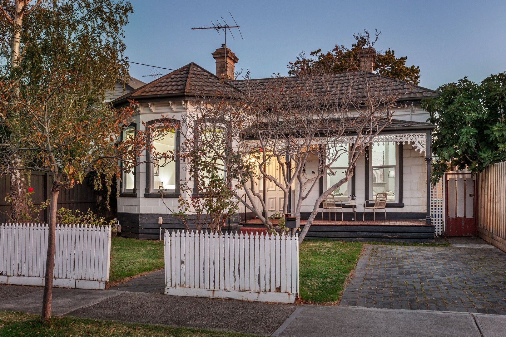 16 Invermay Grove, Hawthorn East VIC 3123, Image 0