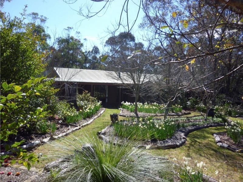 39-41 Somme Avenue, Wentworth Falls NSW 2782