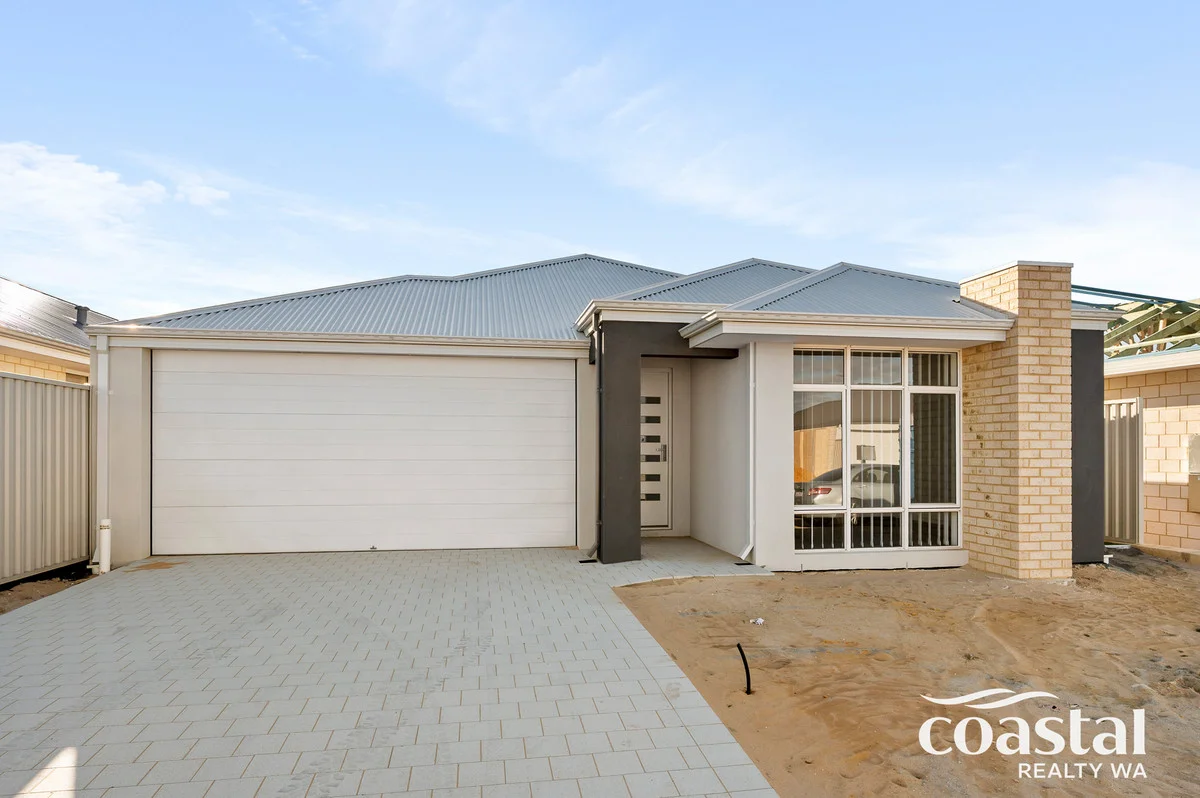 12 Halifax Vista, Golden Bay WA 6174