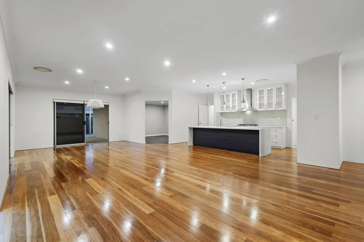 Additional image 8 of 76 Raeside Drive, Landsdale WA 6065