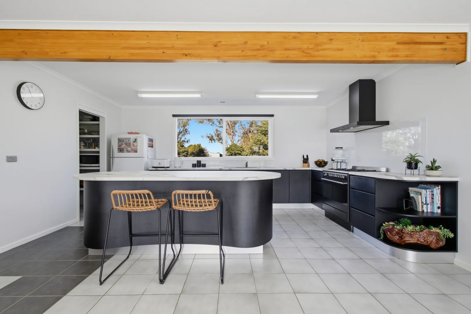 Additional image 3 of 30 Cemetery Road, Toongabbie VIC 3856