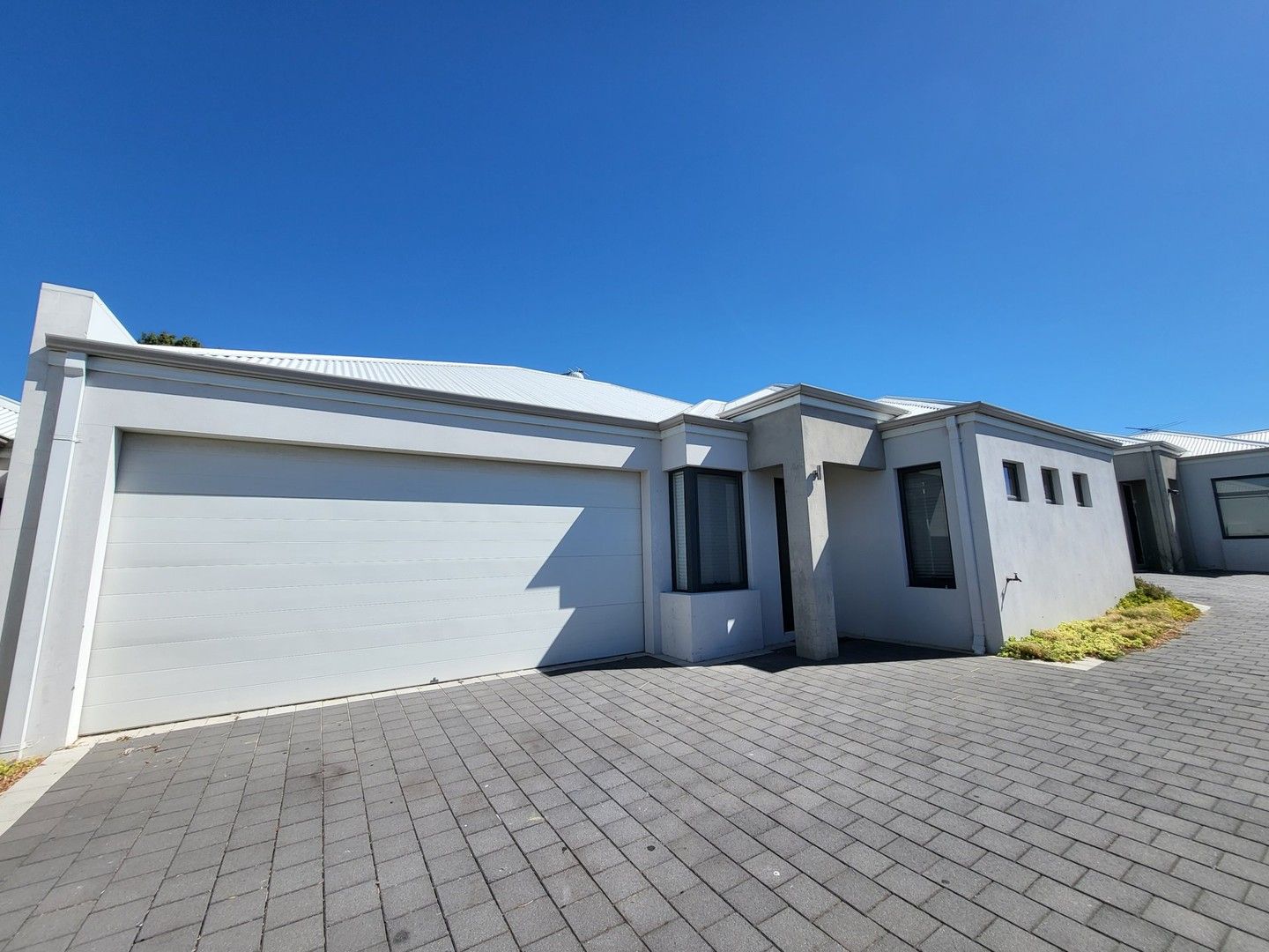 25B Newhaven Way, Nollamara WA 6061 House For Rent Domain