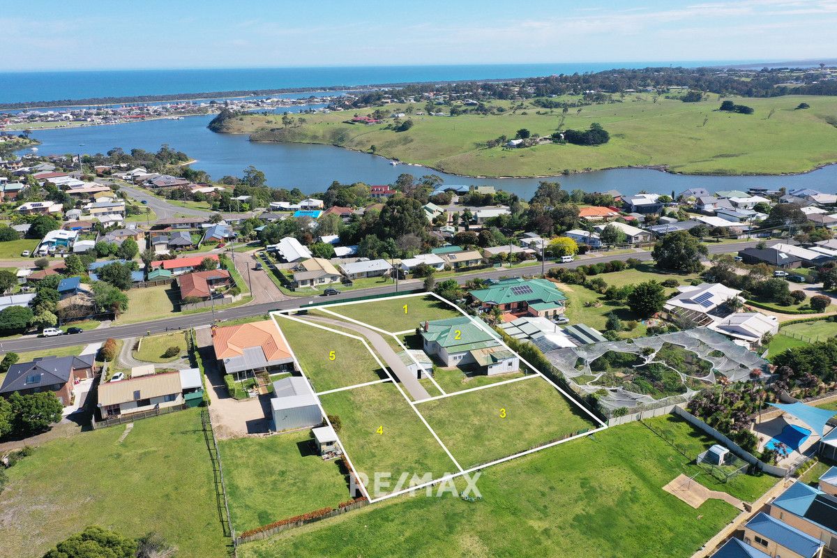 3/58 Capes Road, Lakes Entrance VIC 3909, Image 2