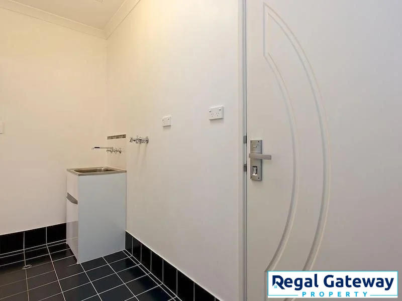 Additional image 10 of 41 Harvest Lakes Boulevard, Atwell WA 6164