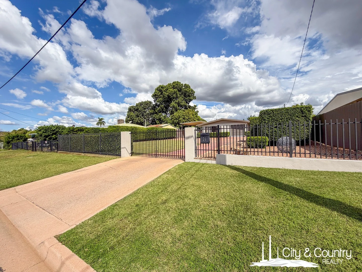 21 Seventeenth Avenue, Mount Isa QLD 4825