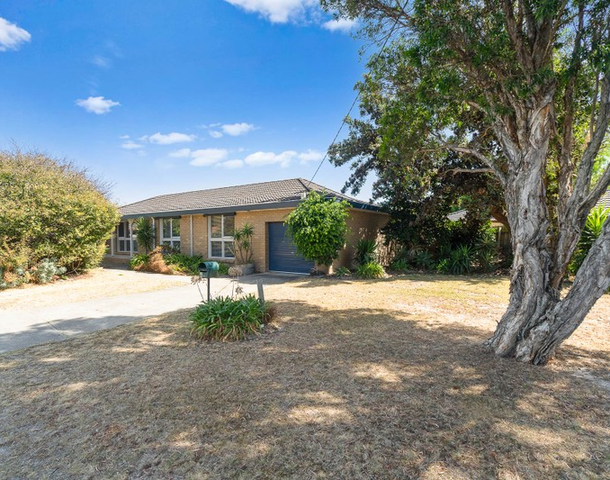 4 Denning Court, Rosebud VIC 3939