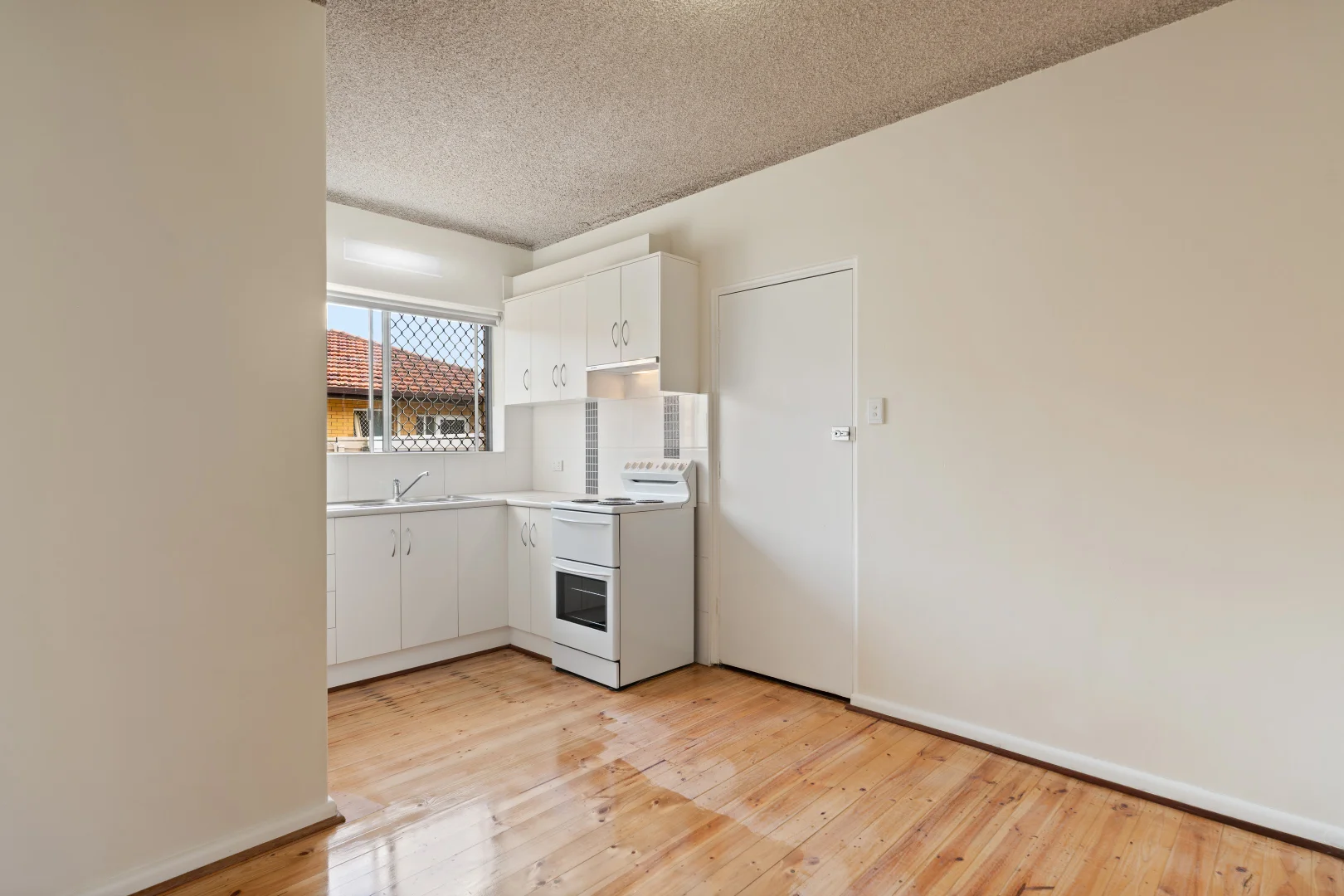 Additional image 3 of 5/181 Findon Road, Findon SA 5023