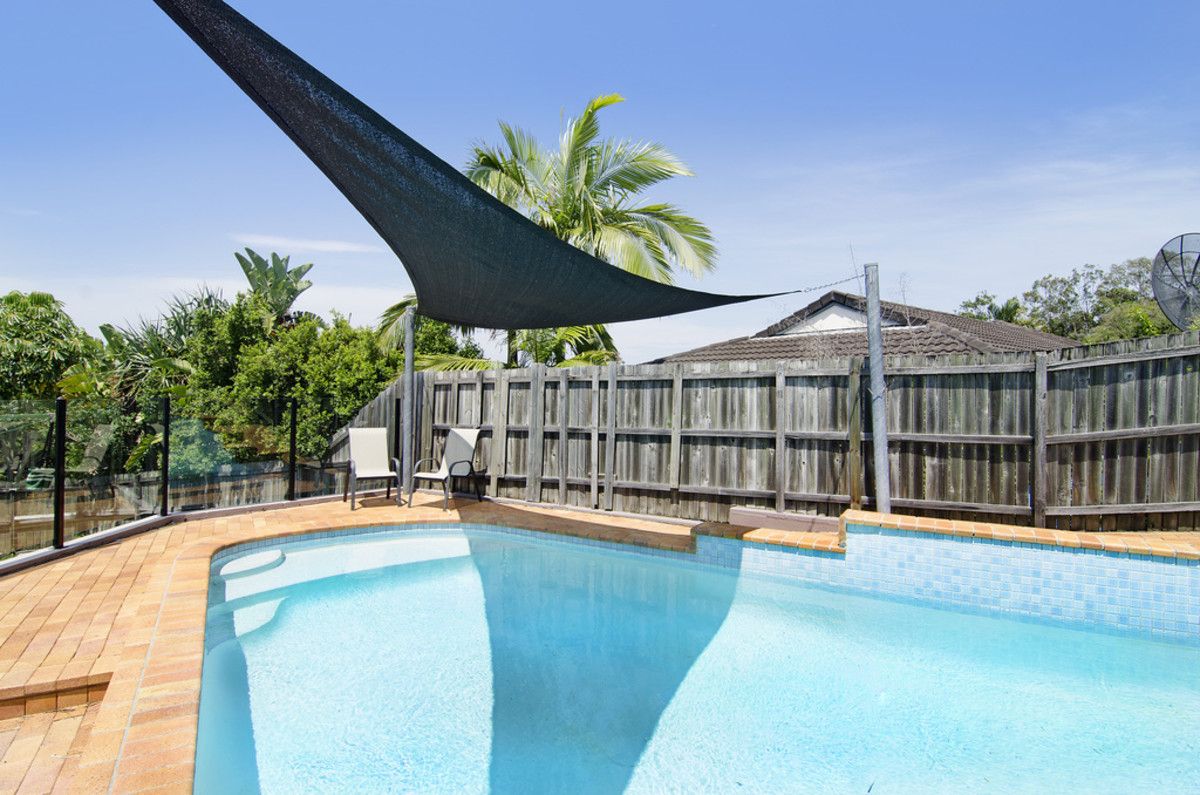 10 Pauline Place, Highland Park QLD 4211, Image 1