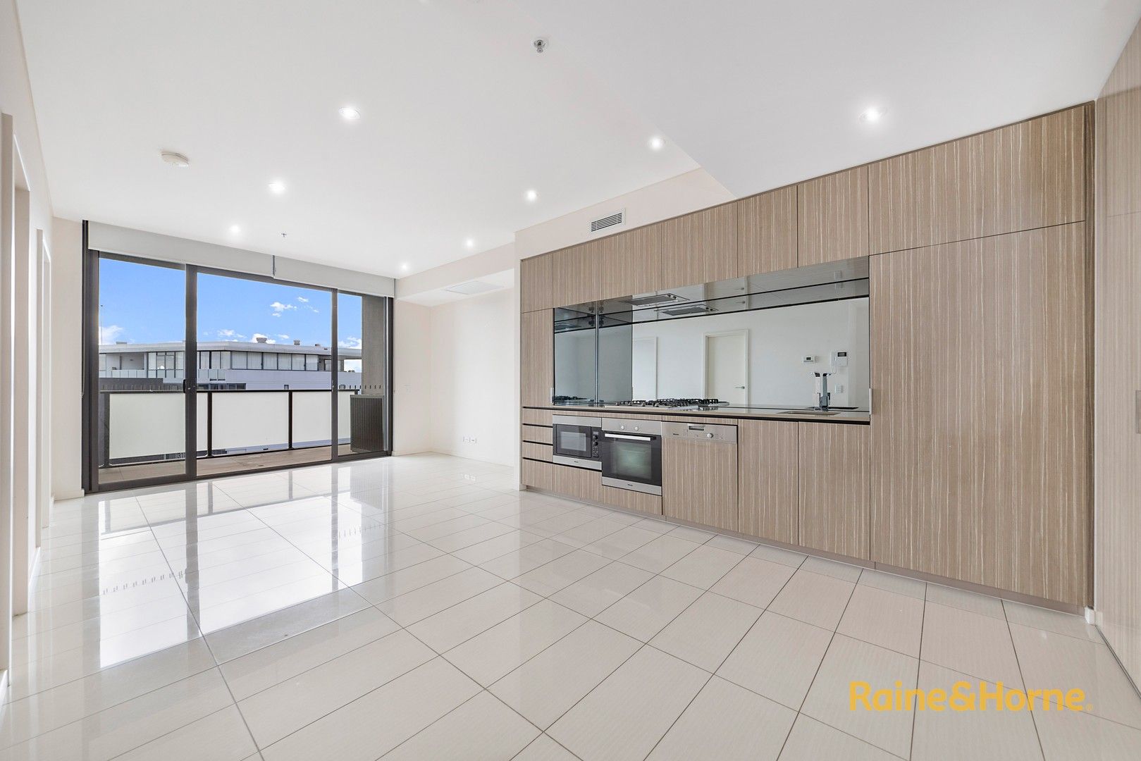 1 bedrooms Apartment / Unit / Flat in 823/8 Victoria Park Parade ZETLAND NSW, 2017