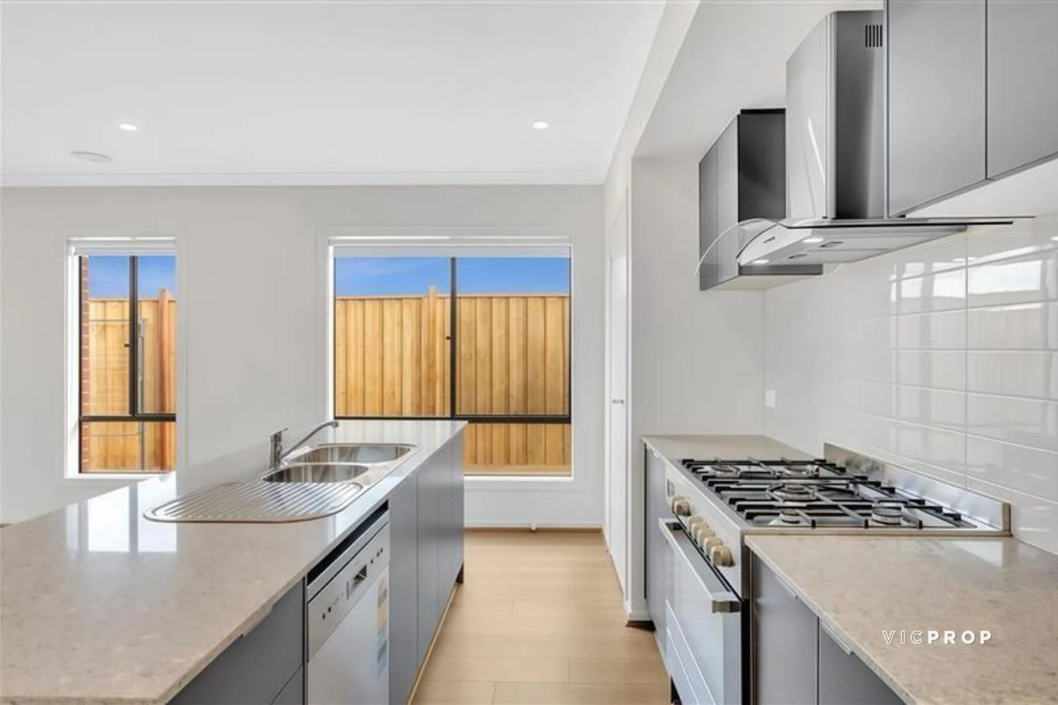 Additional image 10 of 5 Twain Road, Mambourin VIC 3024