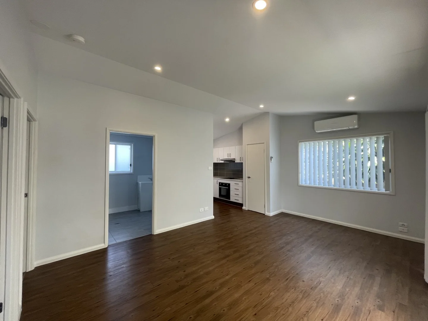 Additional image 3 of 16a Cornwall Avenue, Gorokan NSW 2263