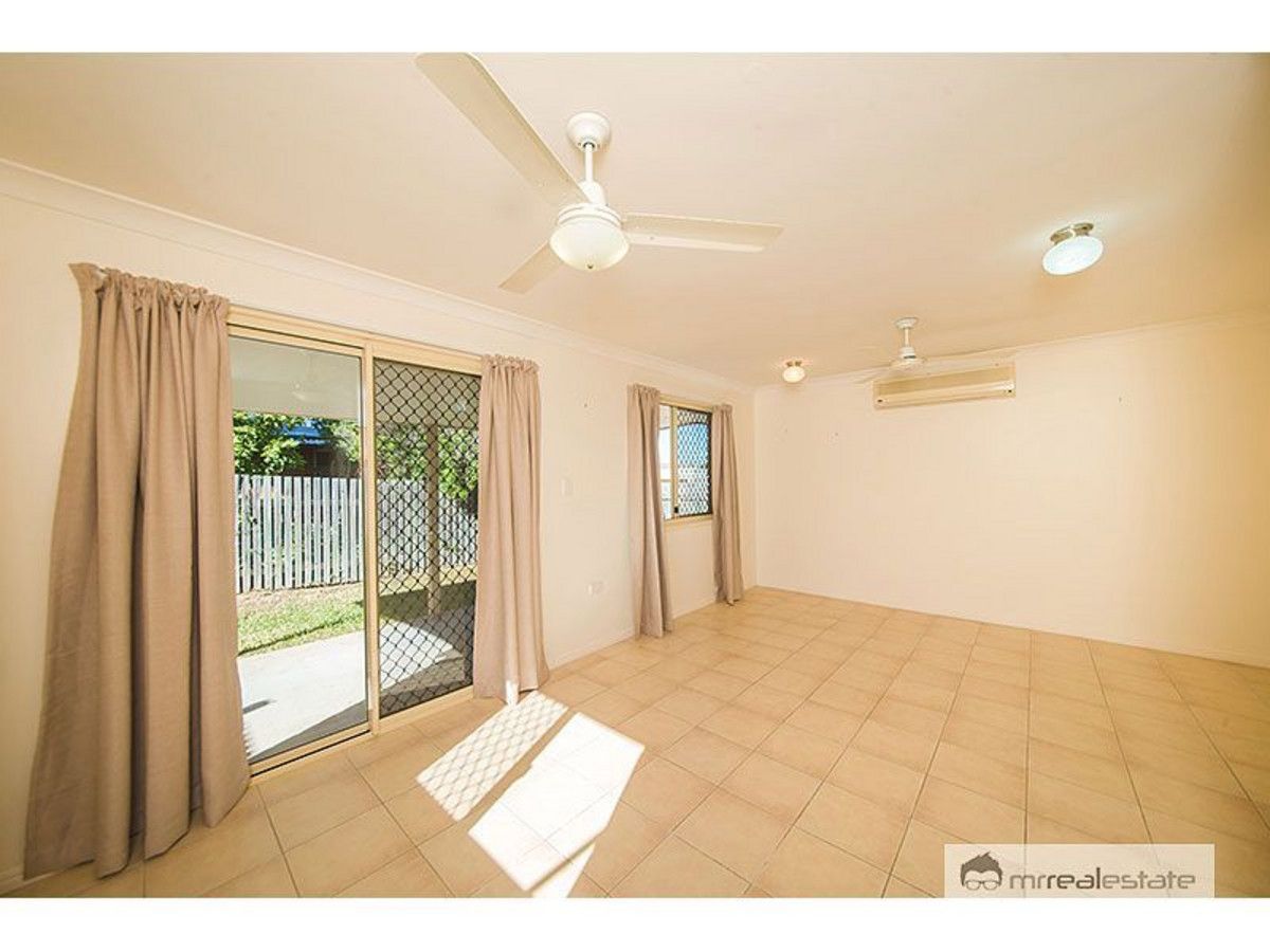 1/259 Carlton Street, Kawana QLD 4701, Image 2