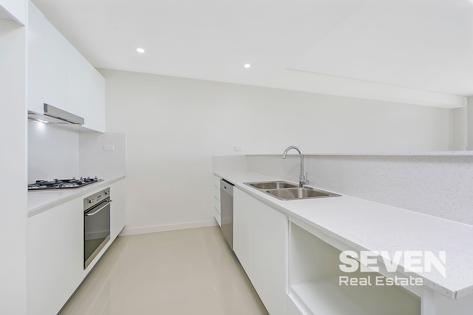 1513/301 Old Northern Road, Castle Hill NSW 2154, Image 2