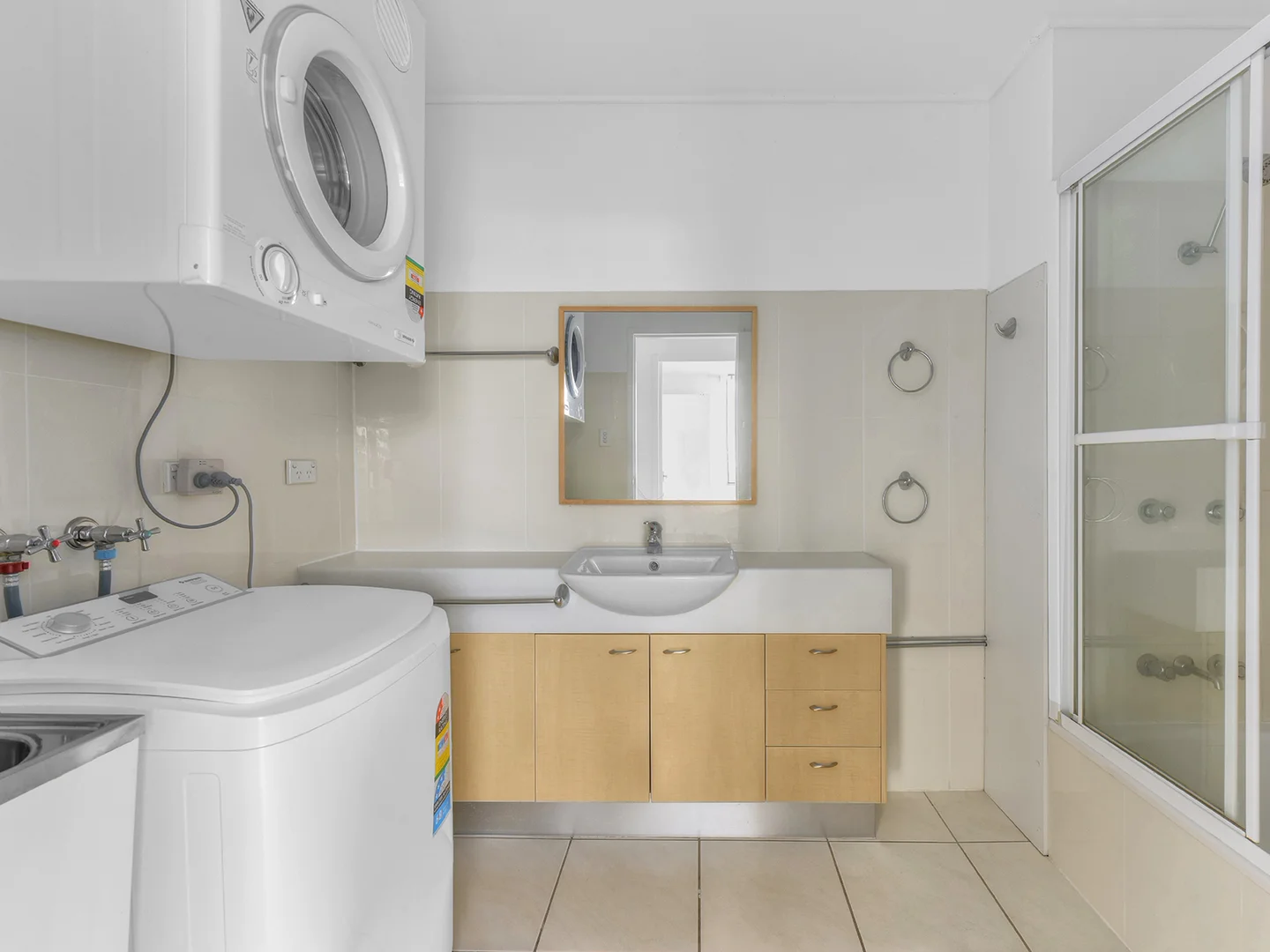 Additional image 6 of 4/387 Cavendish Road, Coorparoo QLD 4151