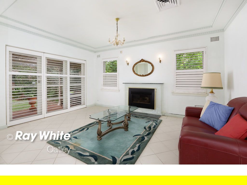 65 Lansdowne Crescent, Oatley NSW 2223, Image 2