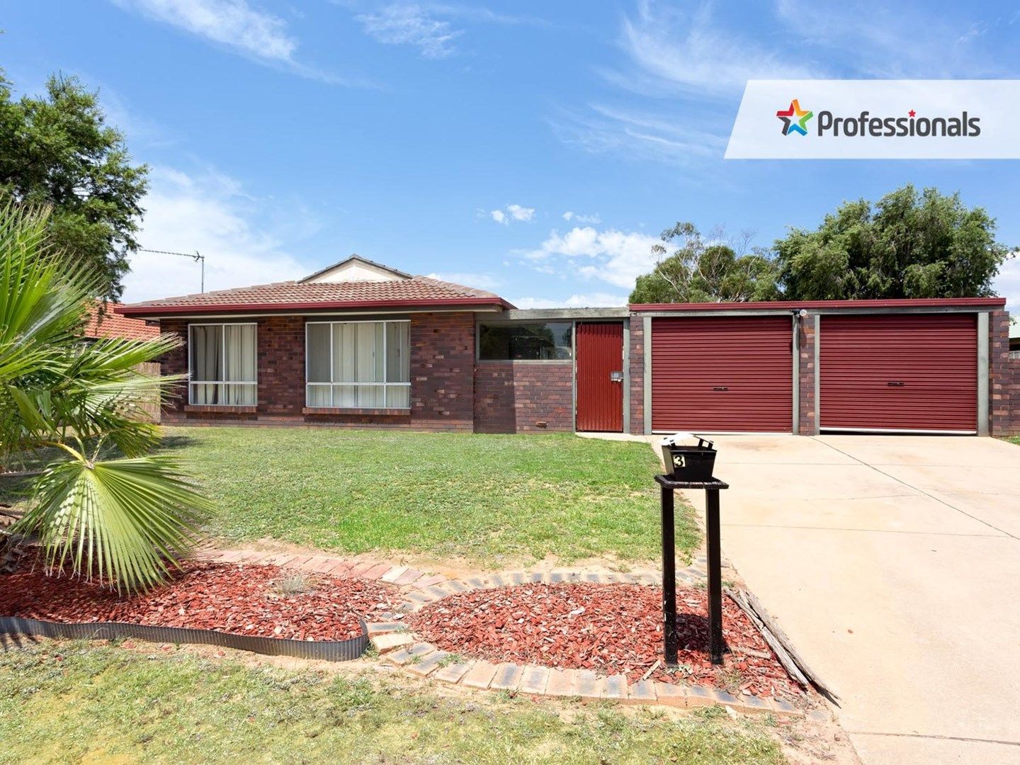 3 Naretha Street, Glenfield Park NSW 2650, Image 0