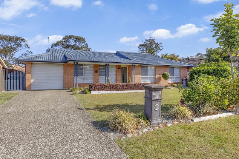 3 bedrooms House in 35 Newmarket Grove PORT MACQUARIE NSW, 2444