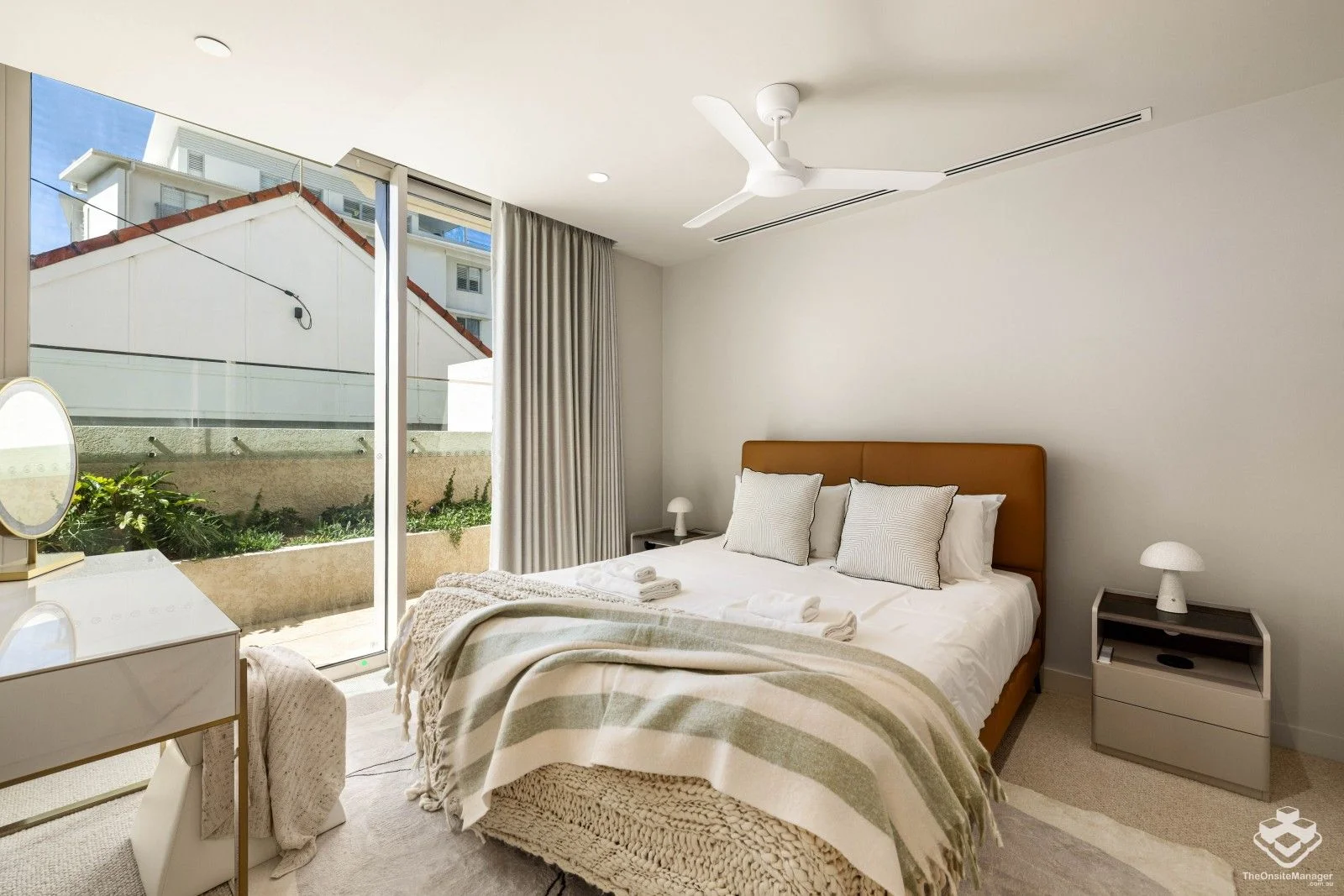 Additional image 7 of ID:21171520/152 Jefferson Lane, Palm Beach QLD 4221