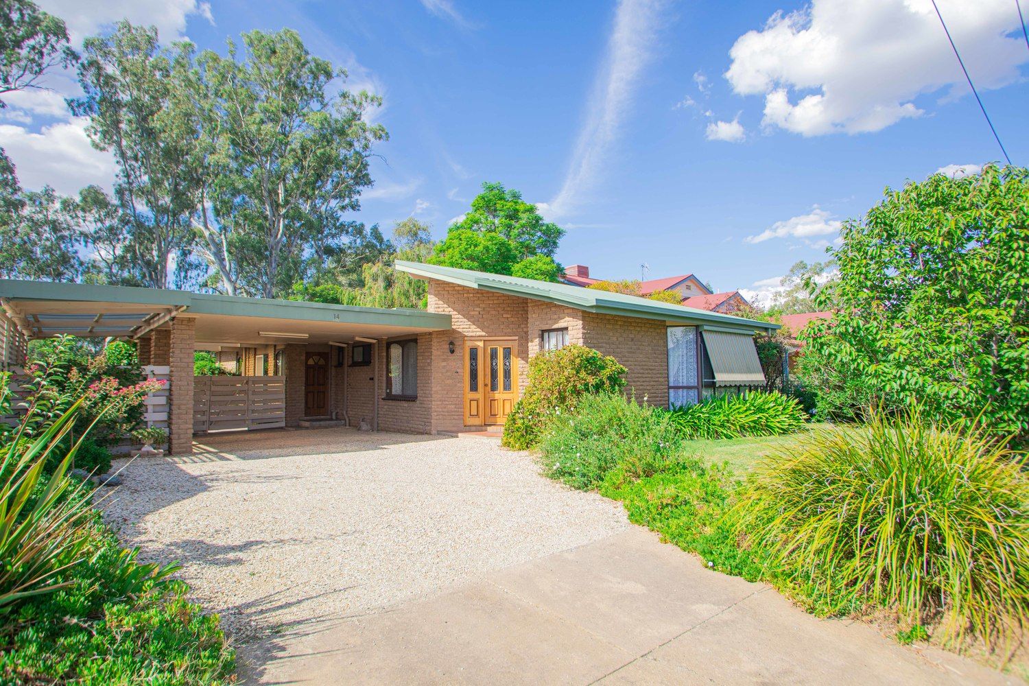 14 Gemmill Crescent, Mooroopna Property History & Address Research