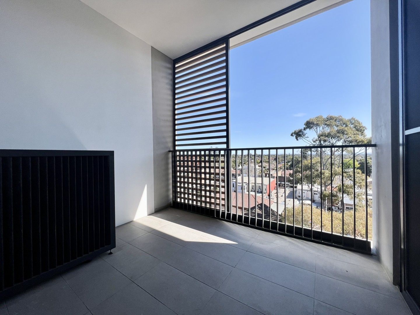 1 bedrooms Apartment / Unit / Flat in 606/15-19 Clarence Street BURWOOD NSW, 2134