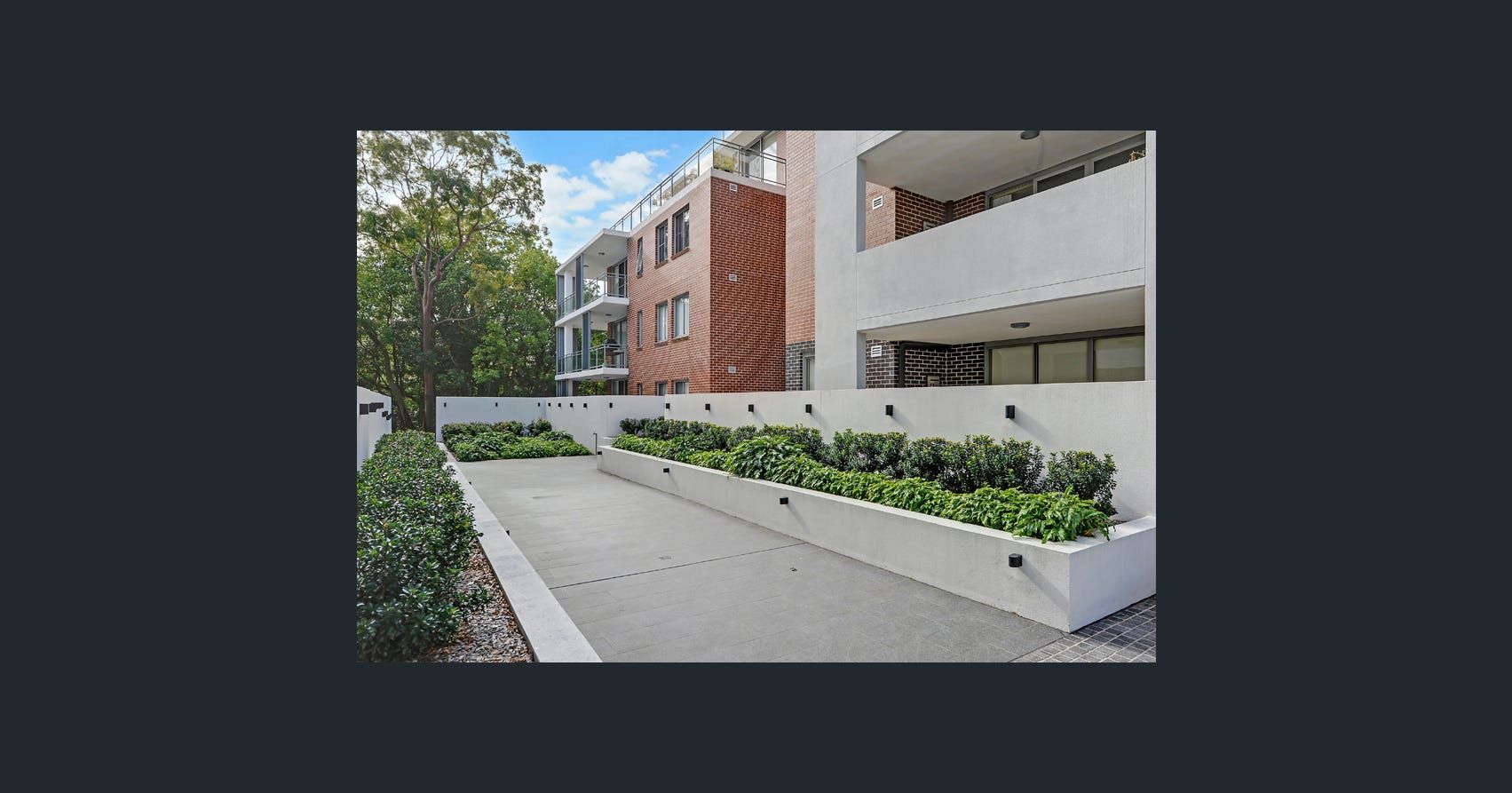 2 bedrooms Apartment / Unit / Flat in 49/2-4 Belair Close HORNSBY NSW, 2077