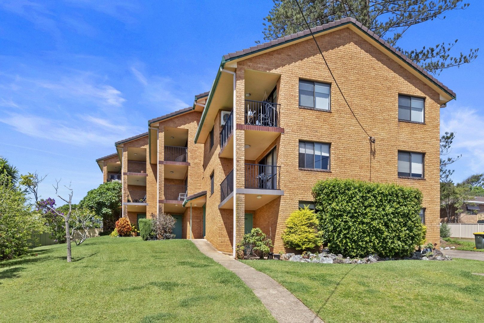 2 bedrooms Apartment / Unit / Flat in 3/6 Norfolk Avenue PORT MACQUARIE NSW, 2444