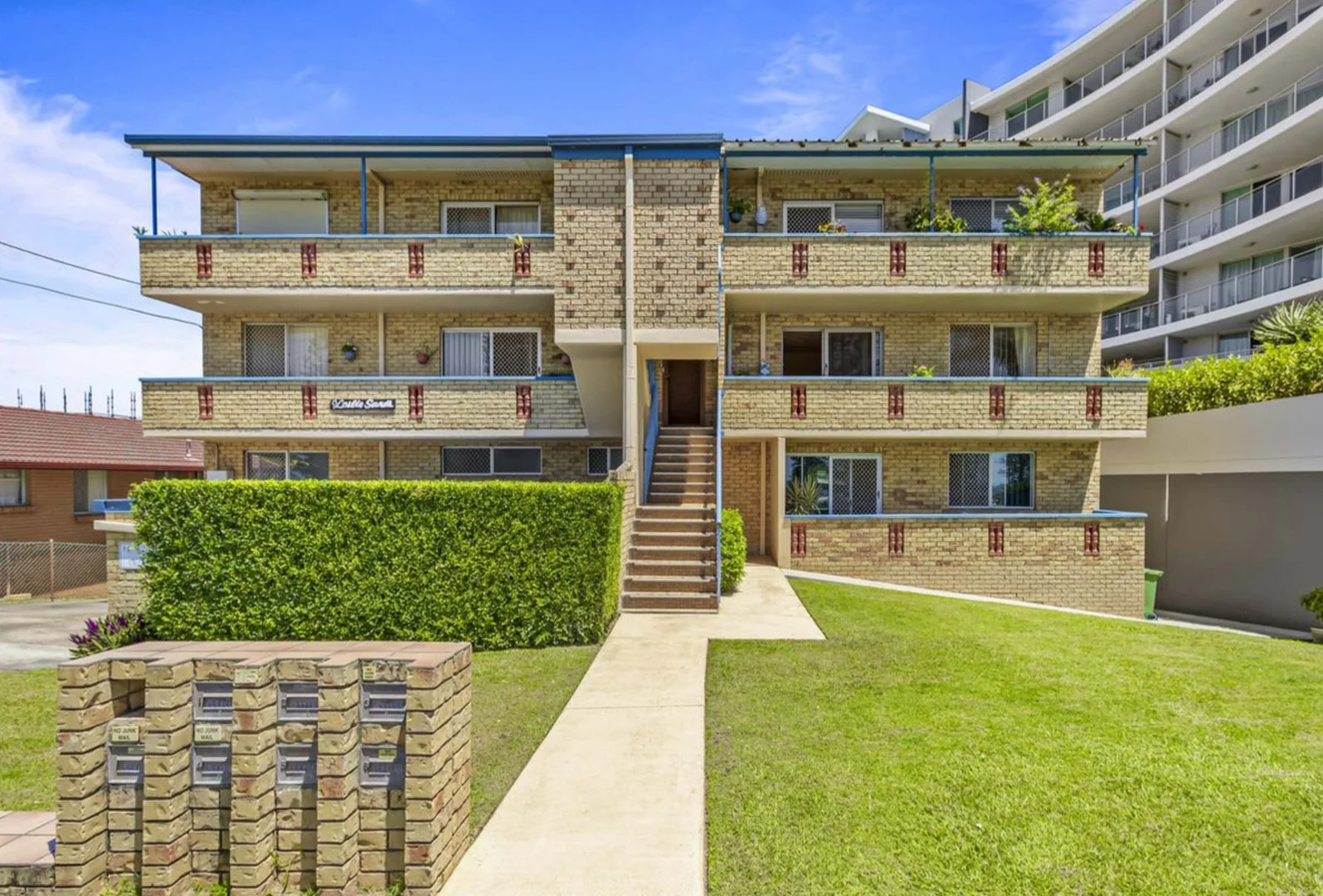 Additional image 8 of 4/13-15 Marine Parade, Redcliffe QLD 4020