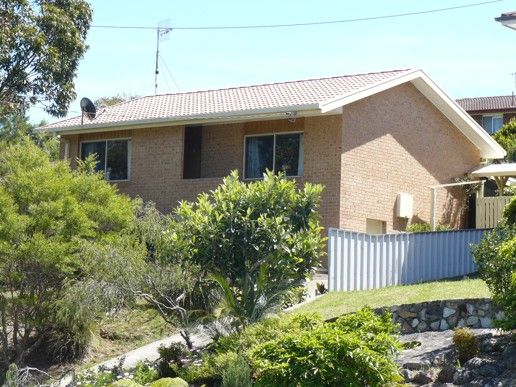 4 Mulgowrie Street, Malua Bay NSW 2536, Image 0