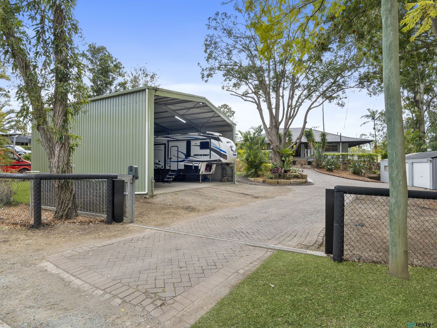 50-52 Allamanda Drive, Daisy Hill QLD 4127, Image 1