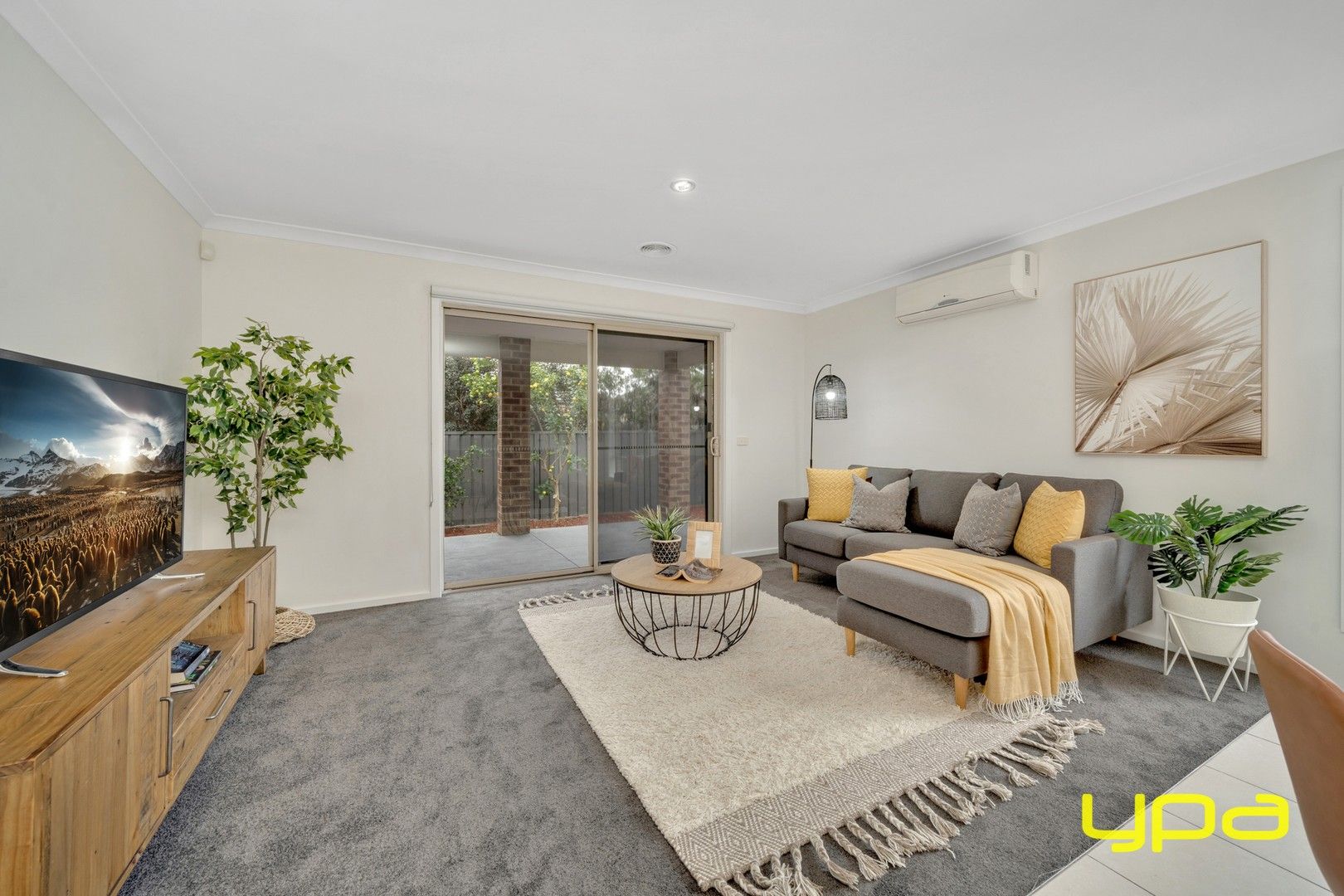 4 bedrooms House in 37 Morphetville Street CLYDE NORTH VIC, 3978