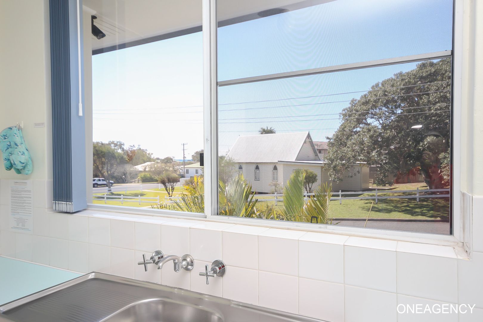 8/1 Main Street, Crescent Head NSW 2440, Image 2