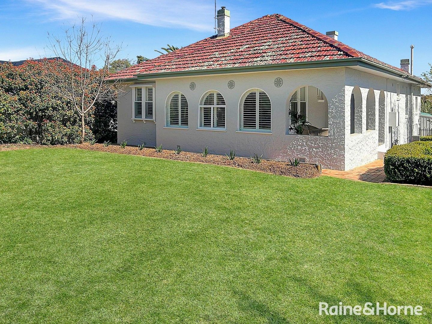 23 Elizabeth Street, Young NSW 2594, Image 0