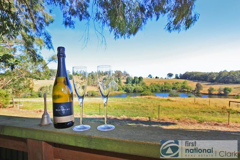 1017 Brandy Creek Road, ROKEBY VIC 3821, Image 2