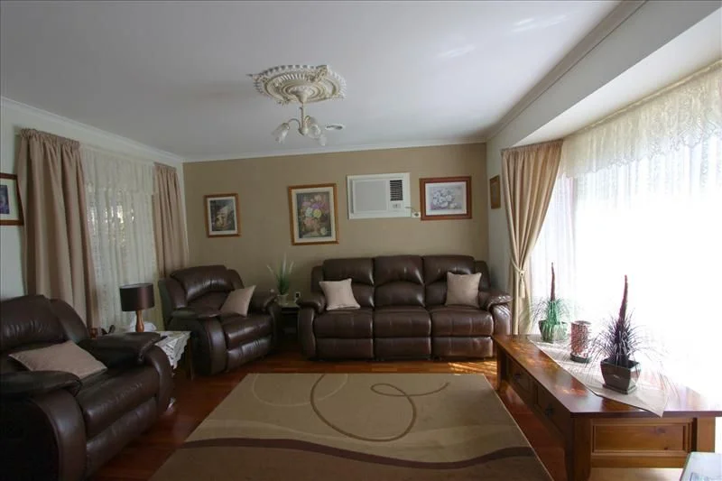 Additional image 3 of 12 Seine Close, Werribee VIC 3030