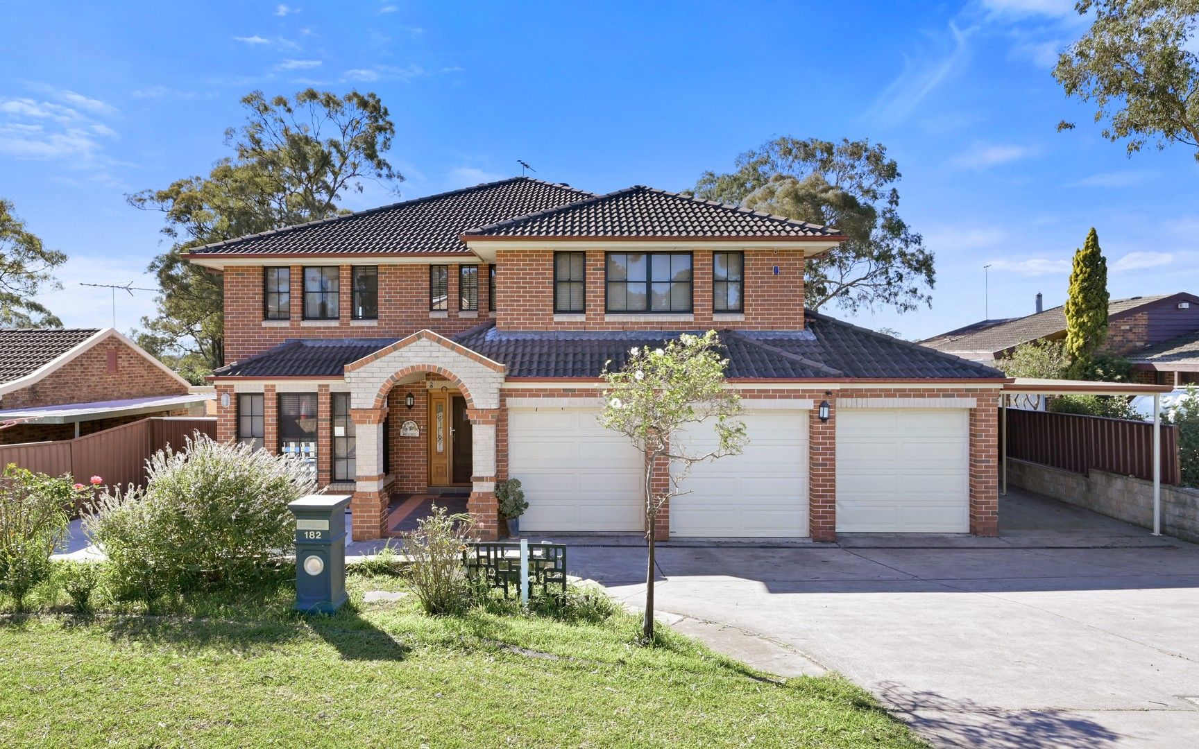 182 Oxford Road, Ingleburn NSW 2565, Image 0