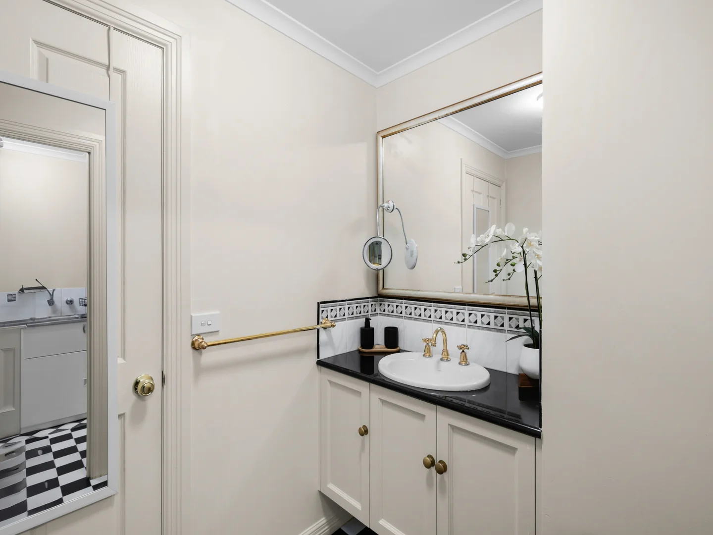 Additional image 11 of 4 St John Square, Launceston TAS 7250