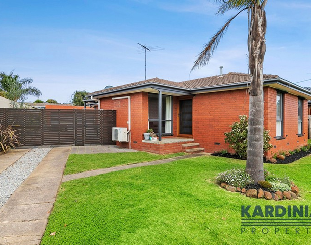 27 Greenville Drive, Grovedale VIC 3216