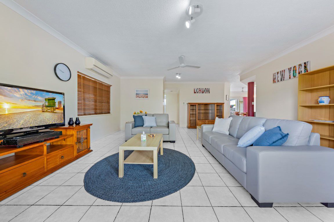 10/24 Pandanus Drive, Cannonvale QLD 4802, Image 1