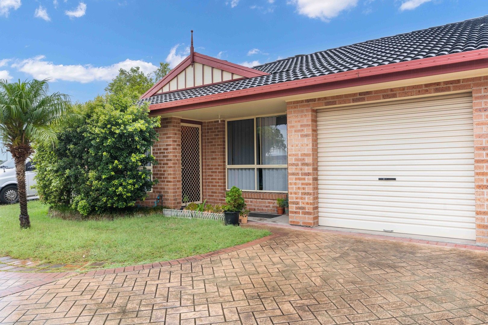 2 bedrooms Apartment / Unit / Flat in 1/24 Lord Howe Drive ASHTONFIELD NSW, 2323