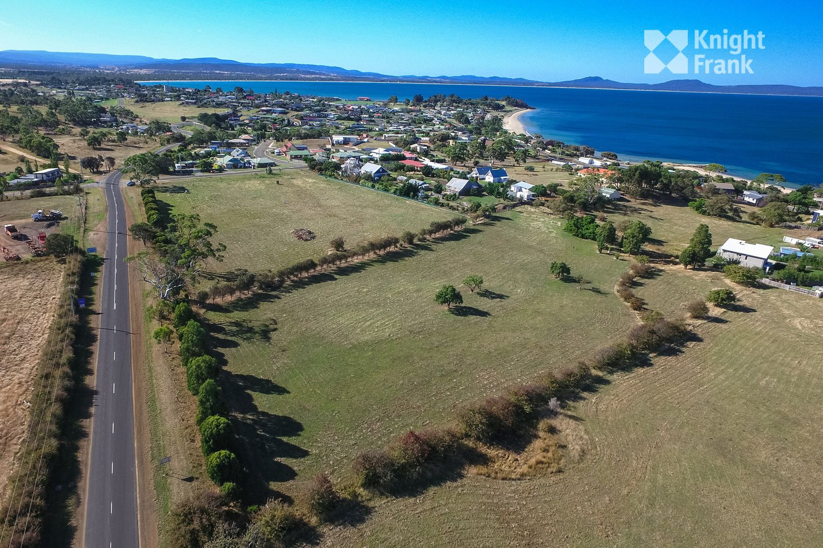 52 Gordon Street, Swansea TAS 7190, Image 2