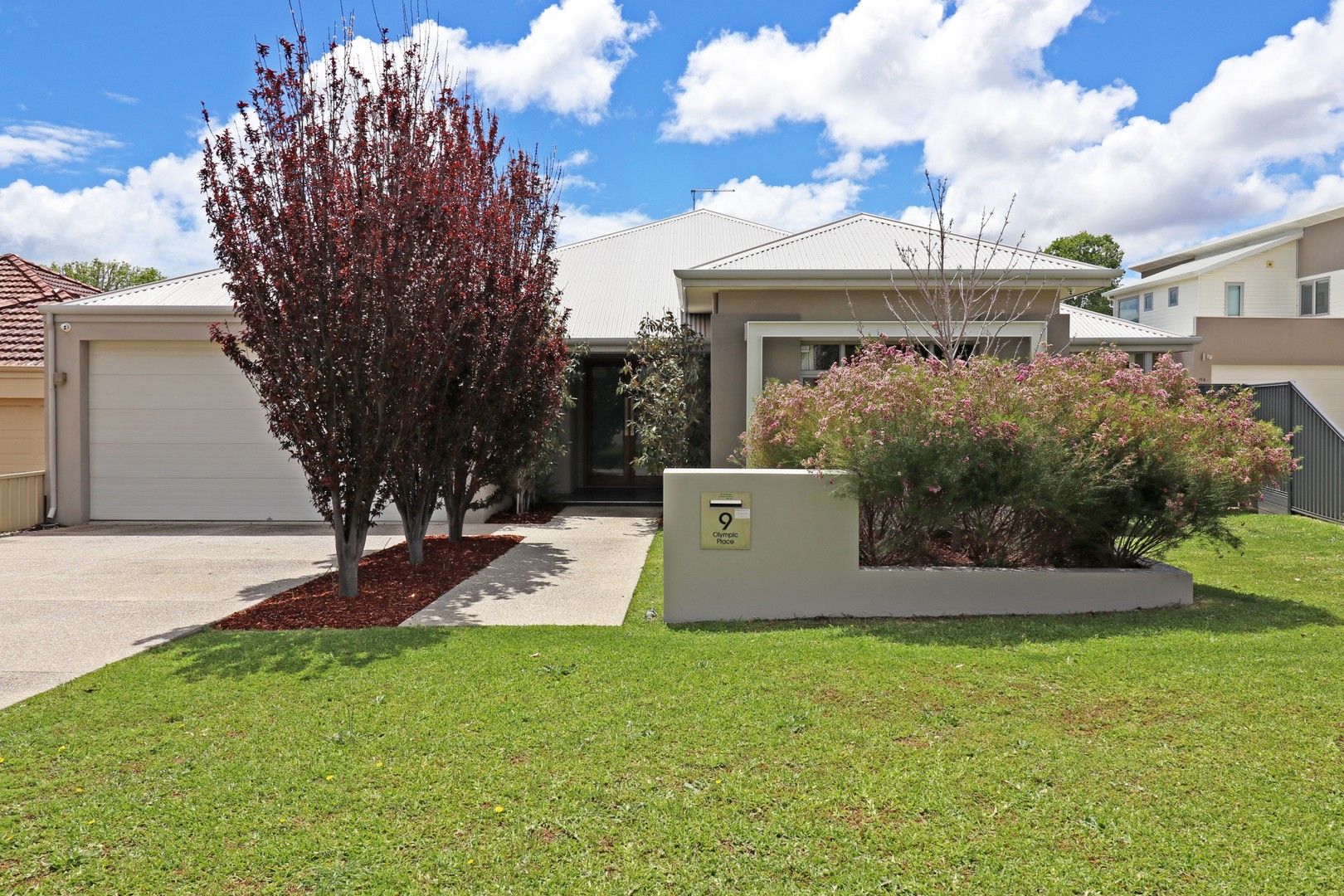 9 Olympic Place, Ardross WA 6153, Image 0