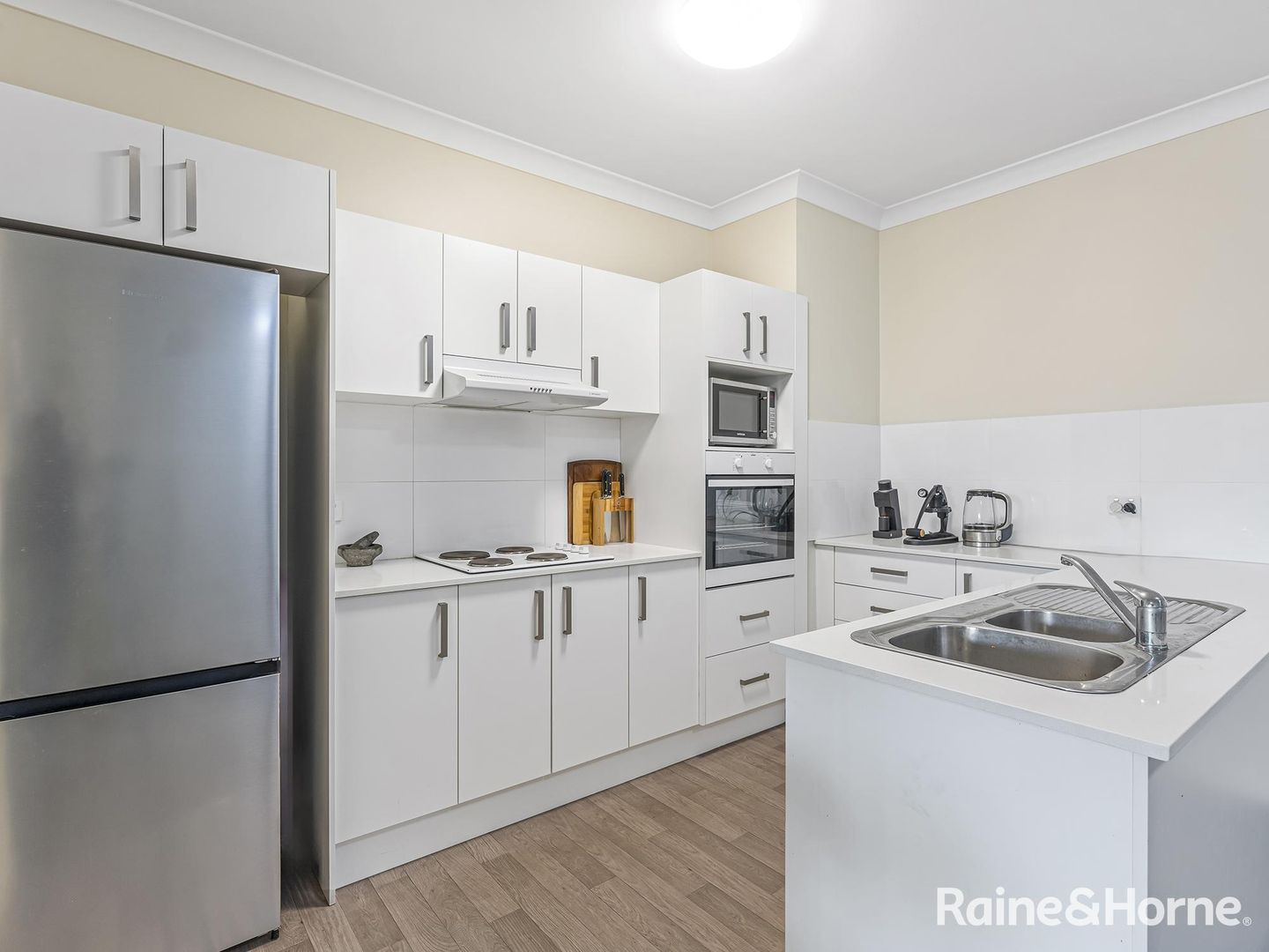 6/293-295 Mann Street, Gosford NSW 2250, Image 2