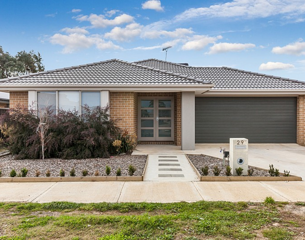 29 Wispering Circuit, Kilmore VIC 3764