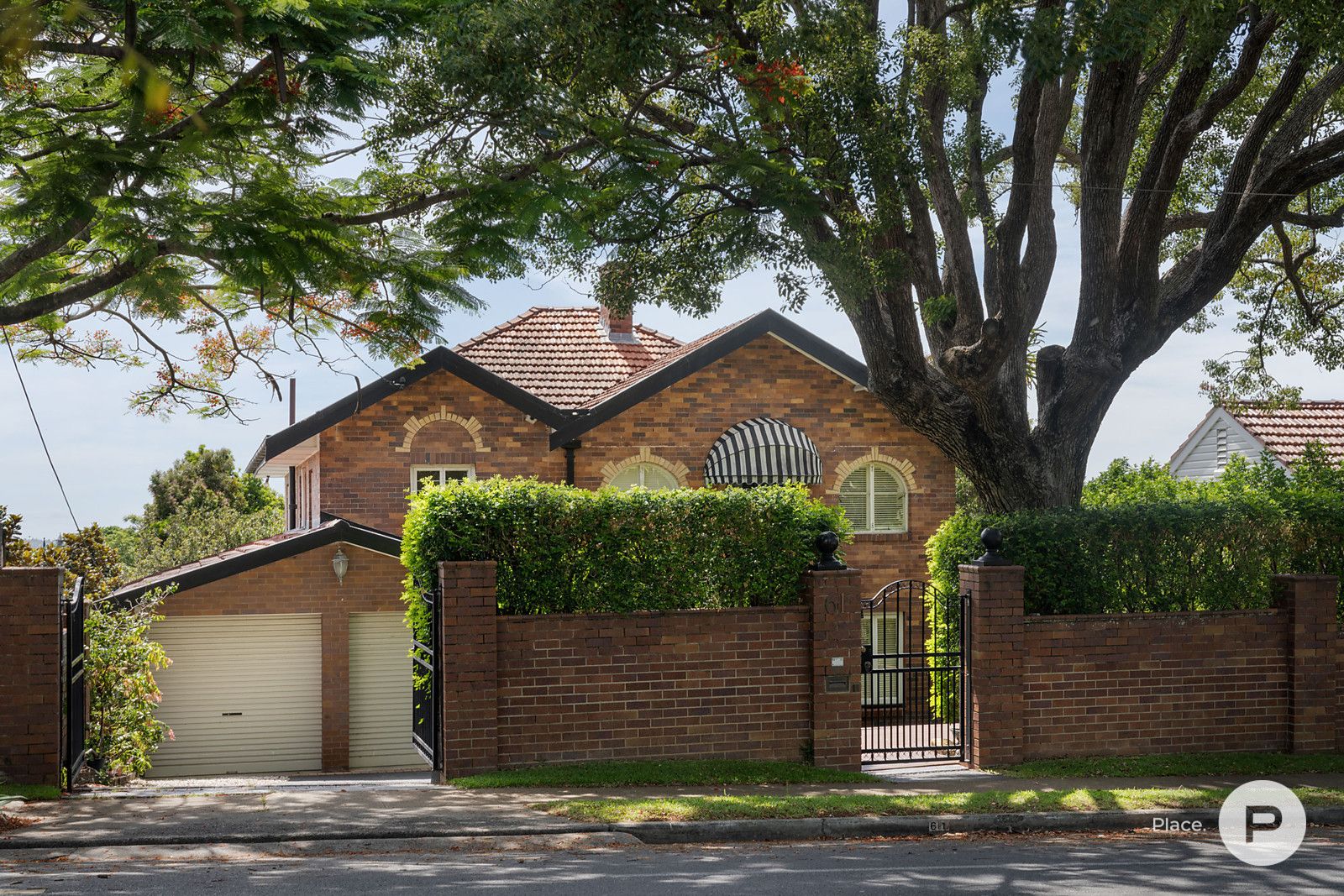5 bedrooms House in 61 Alexandra Road ASCOT QLD, 4007
