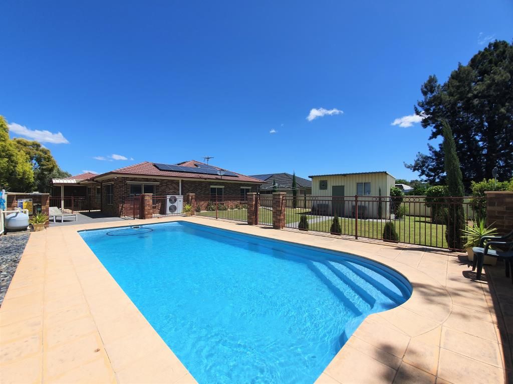 6 St Andrews Place, Muswellbrook NSW 2333, Image 1