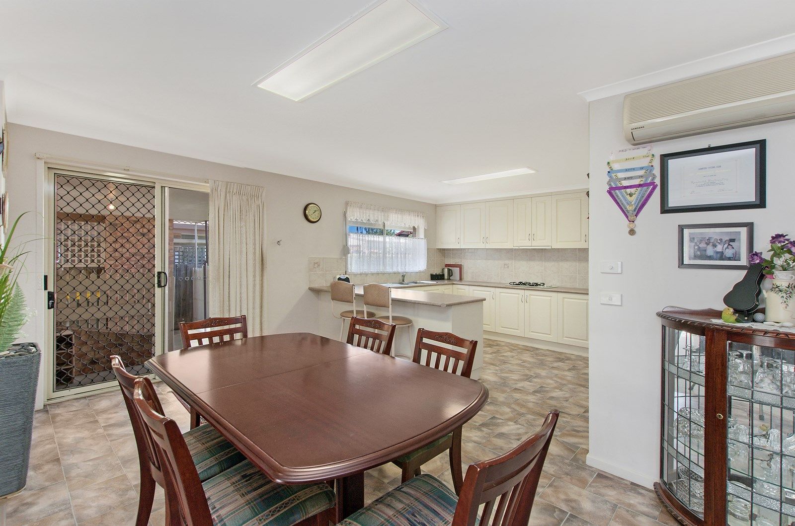 16 Lord Street, Hamilton VIC 3300, Image 2