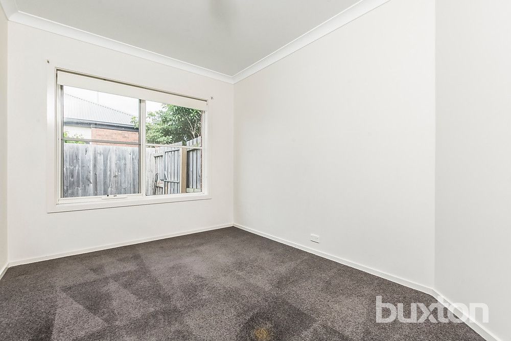 2/17 Godfrey Street, East Geelong VIC 3219, Image 2