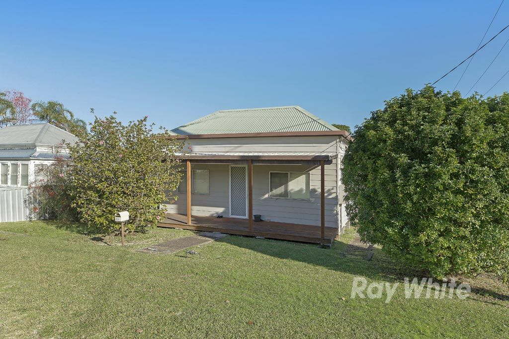 17 Brougham Avenue, Fennell Bay NSW 2283, Image 0